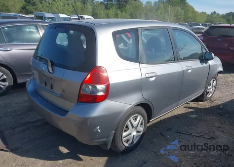 2008 Honda Fit z USA, uszkodzony, nr VIN JHMGD38458S068675